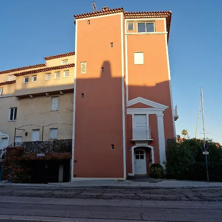 Casa Nostra, Port-grimaud, Vue Sur Les Canaux * グリモー