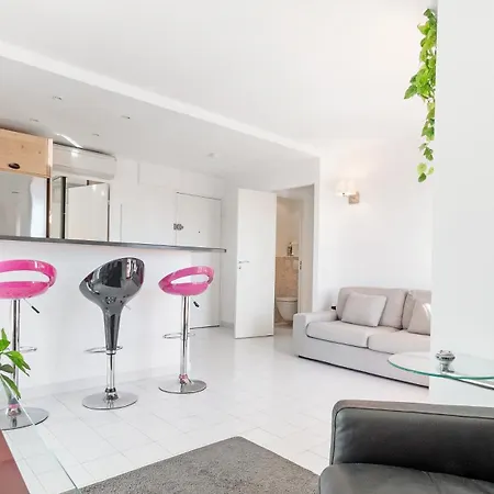 Apartment Casa Nostra, Port-grimaud, Vue Sur Les Canaux Grimaud